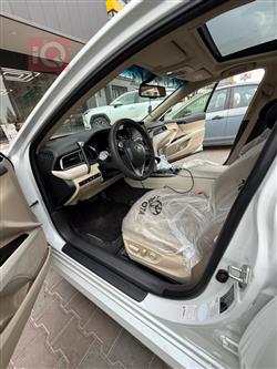 تۆیۆتا کامری